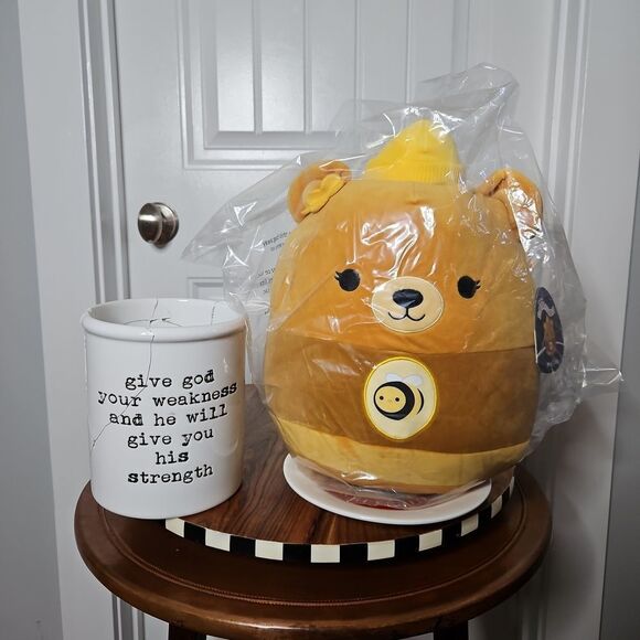 NWT HONEY BEAR SELECT SERIES MEI LIEN SQUISHMALLOW 12IN